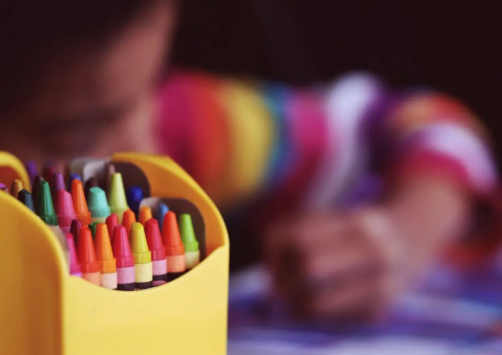 Montessori method: child coloring 