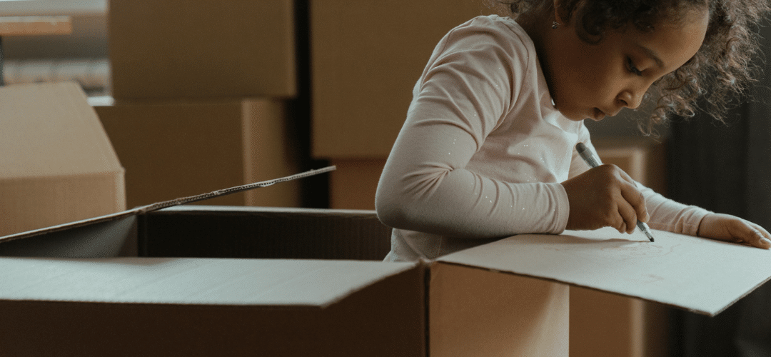 3 DIY de voiture en carton faciles à réaliser en famille