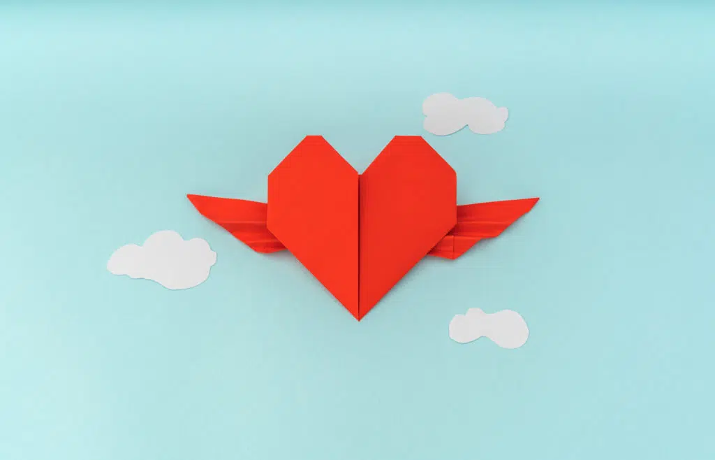 Origami et les enfants : Un cœur en origami 