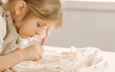 Activity for children 6 years and older: introduction to pottery