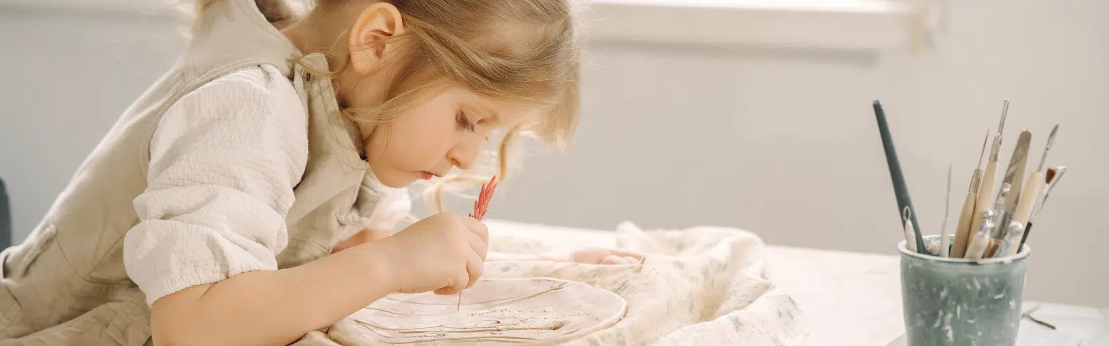 Activity for children 6 years and older: introduction to pottery