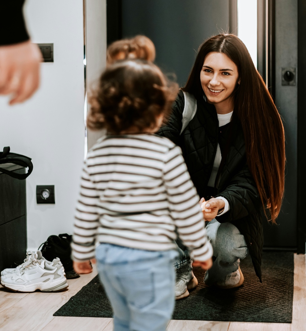 kateryna-hliznitsova-Ov8bIE9Jtn0-unsplash